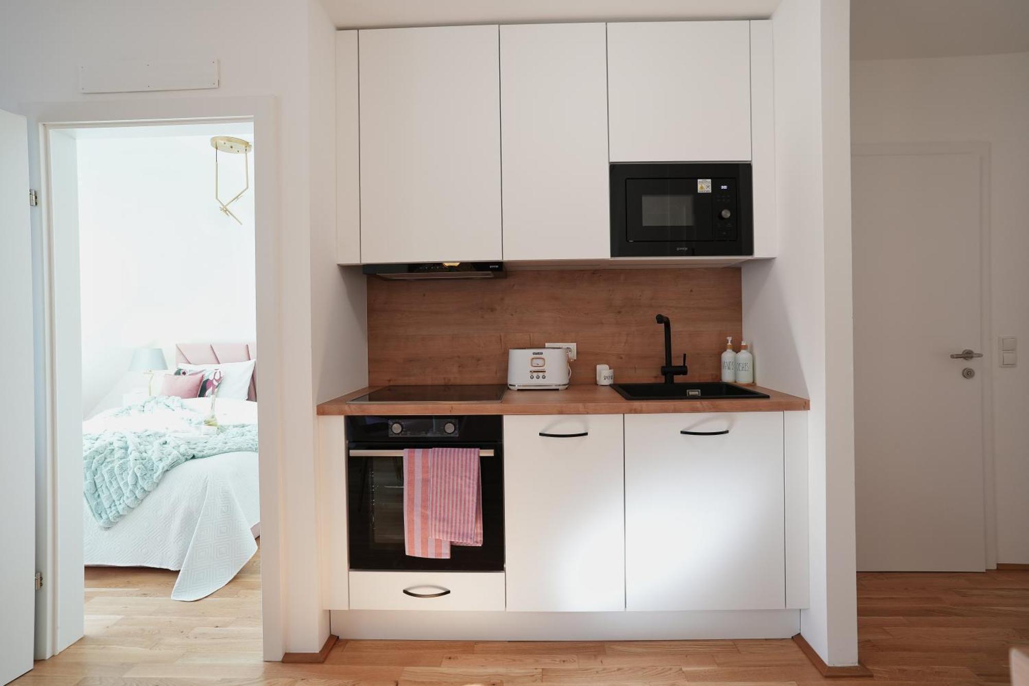 Stay In Style At Carl'S Design Residences - Modern Design Meets Green Comfort L Parking & Perfect Connection To City Center 维也纳 外观 照片