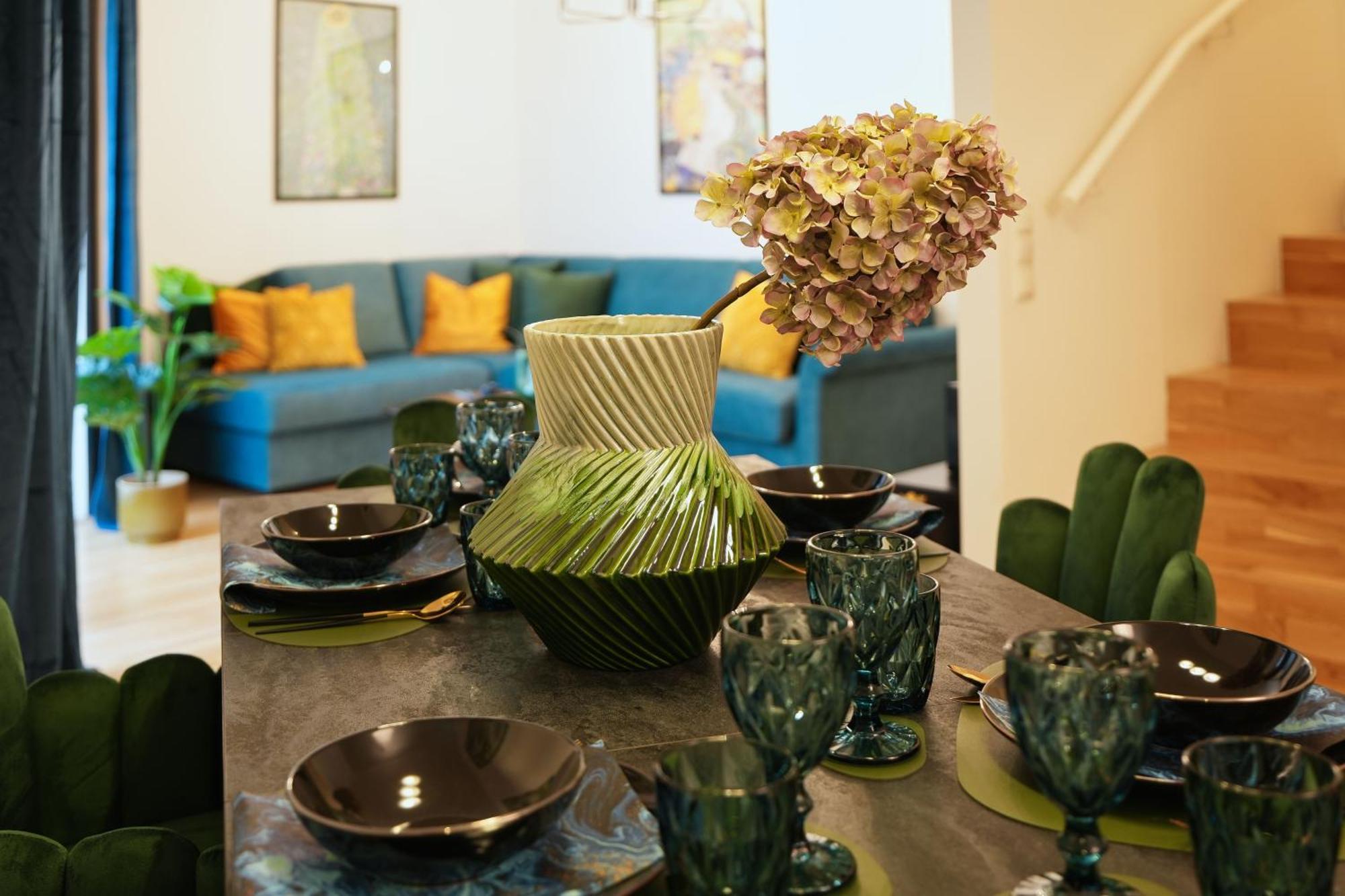 Stay In Style At Carl'S Design Residences - Modern Design Meets Green Comfort L Parking & Perfect Connection To City Center 维也纳 外观 照片