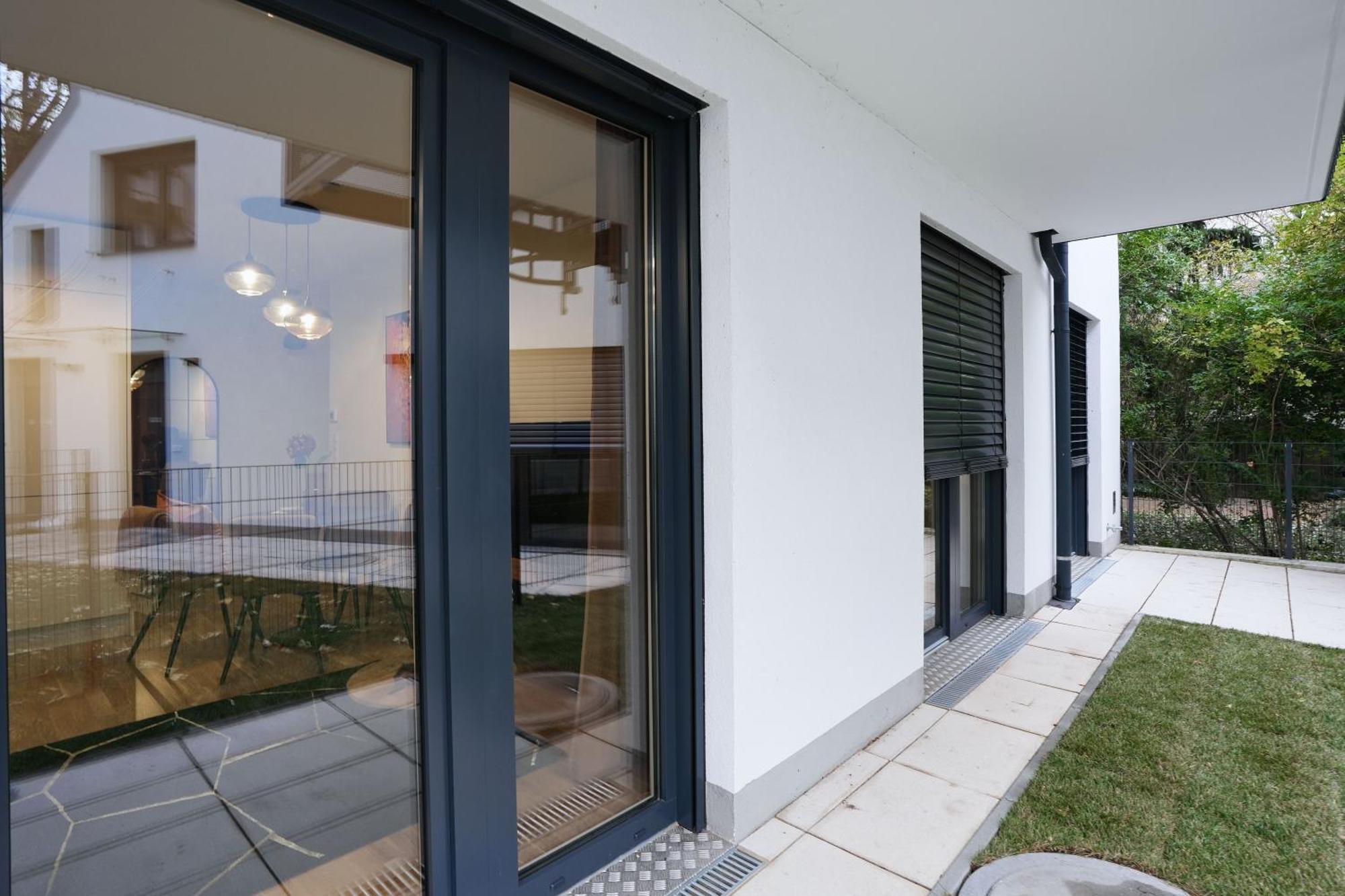 Stay In Style At Carl'S Design Residences - Modern Design Meets Green Comfort L Parking & Perfect Connection To City Center 维也纳 外观 照片