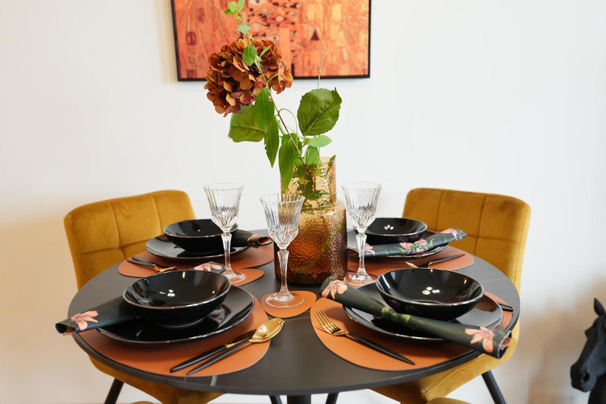 Stay In Style At Carl'S Design Residences - Modern Design Meets Green Comfort L Parking & Perfect Connection To City Center 维也纳 外观 照片